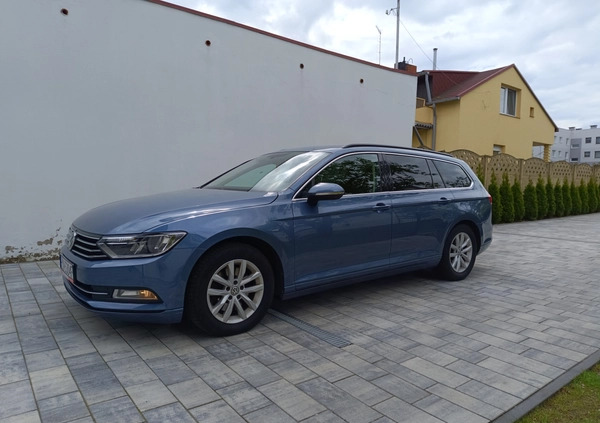 Volkswagen Passat cena 45900 przebieg: 280652, rok produkcji 2015 z Słupca małe 436